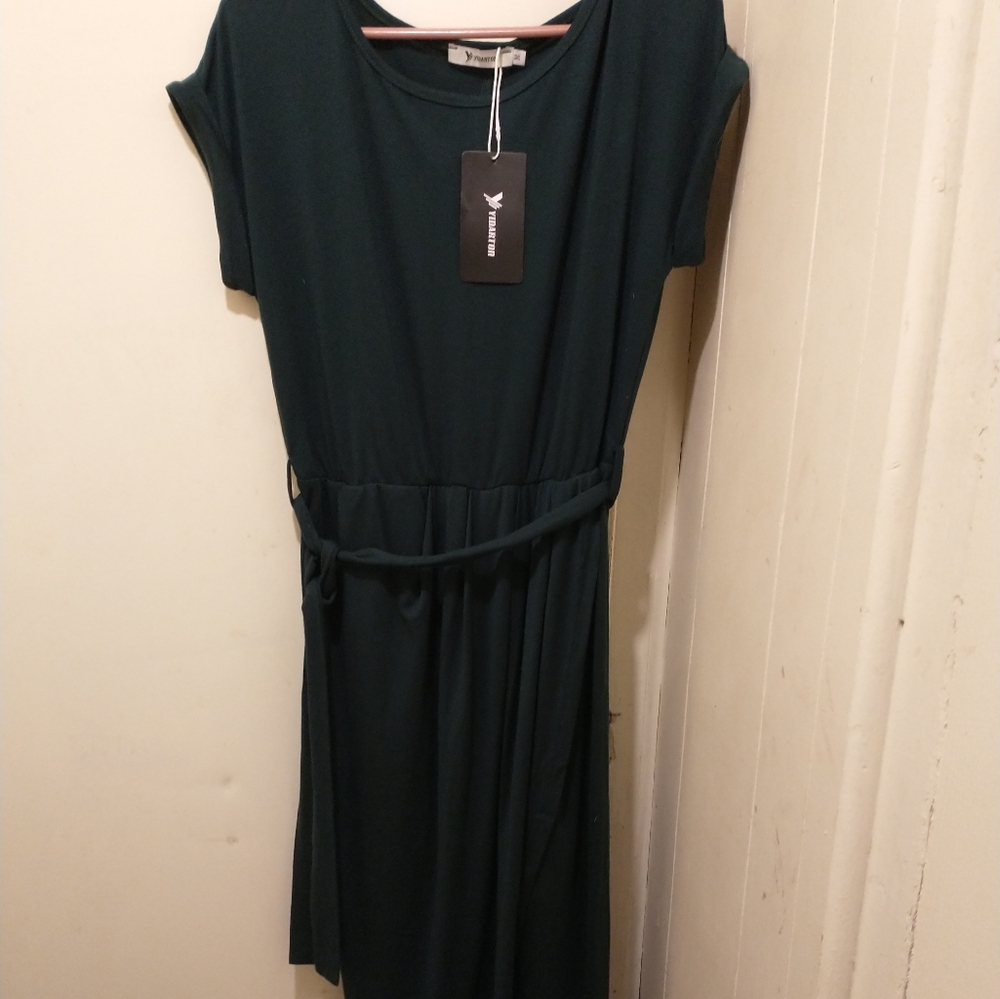 NWT Yidartan green short sleeve dress gathered waist belt size Medium round neck